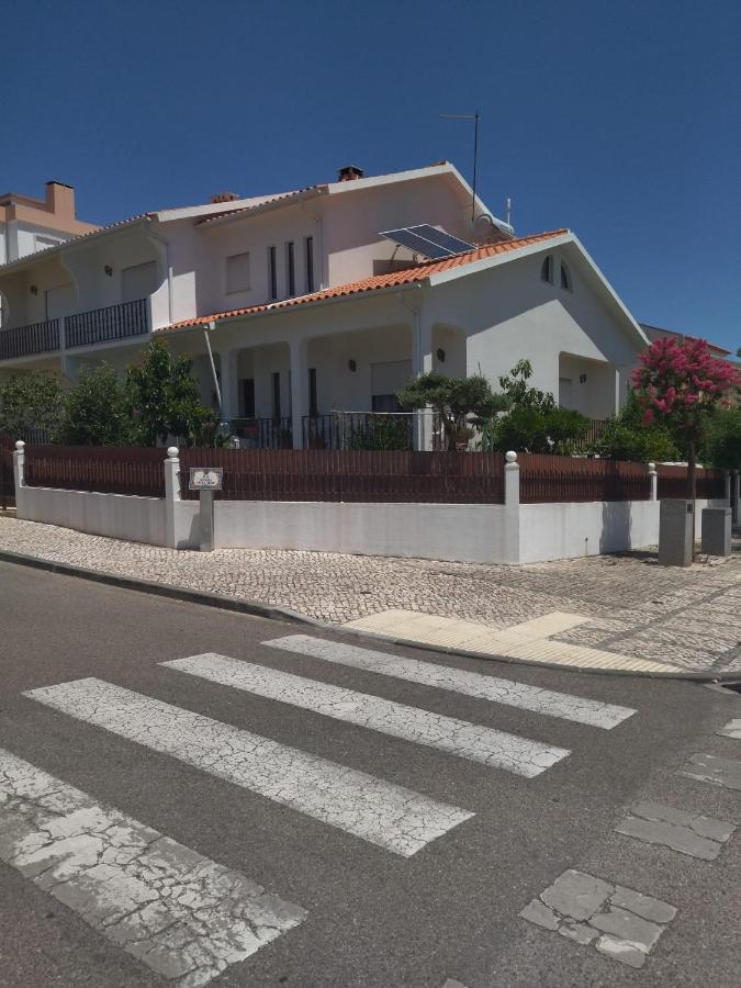Couto Sa Villa เอ็งตรงกาเมนตู ภายนอก รูปภาพ